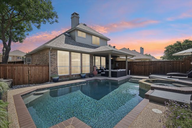 The pool and spa are ready! Are you? | Image 31