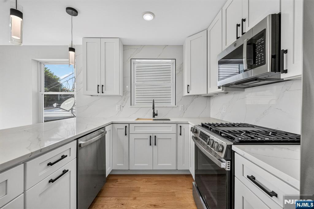 Residential Lease in Newark 5