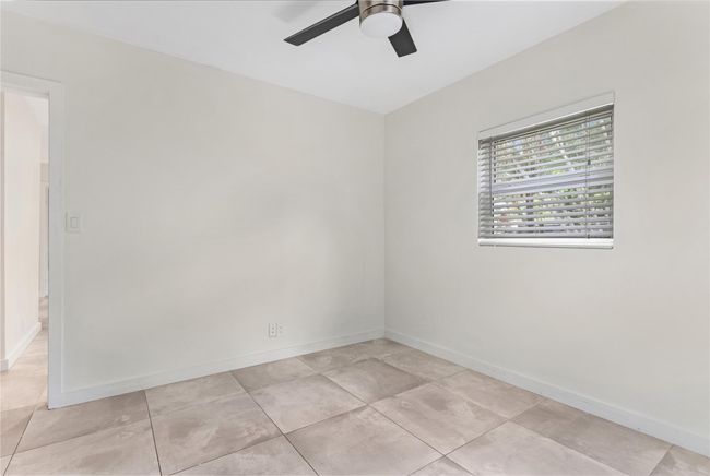510 Ne 61 St St, House other with 3 bedrooms, 2 bathrooms and null parking in Oakland Park FL | Image 17