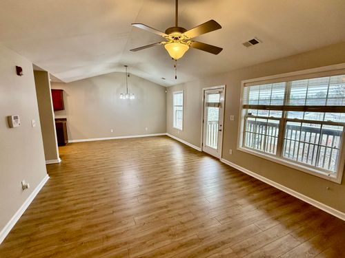 apt-5201-857 Malabu Dr, Lexington, KY, 40502-3433 | Card Image