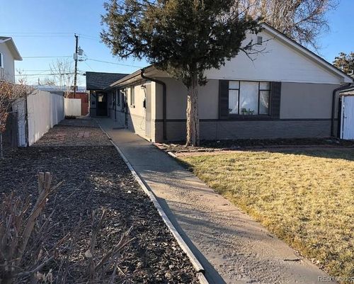 1143 Akron St, Aurora, CO, 80010-3050 | Card Image