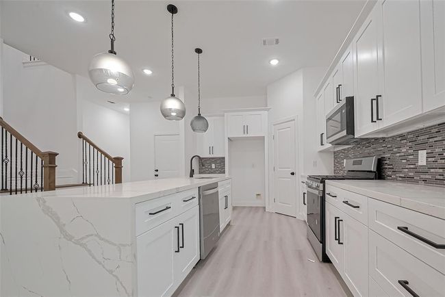 A - 4516 Galesburg St, House other with 3 bedrooms, 3 bathrooms and 1 parking in Houston TX | Image 10