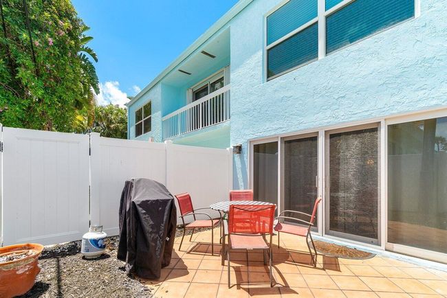 103 - 842 19 Th Ave, Townhouse with 2 bedrooms, 3 bathrooms and null parking in Deerfield Beach FL | Image 27