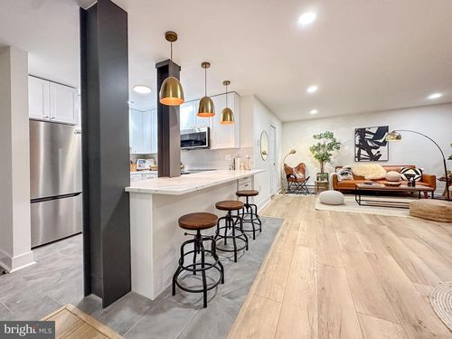 apt-206-3245 Rio Dr, FALLS CHURCH, VA, 22041-2122 | Card Image