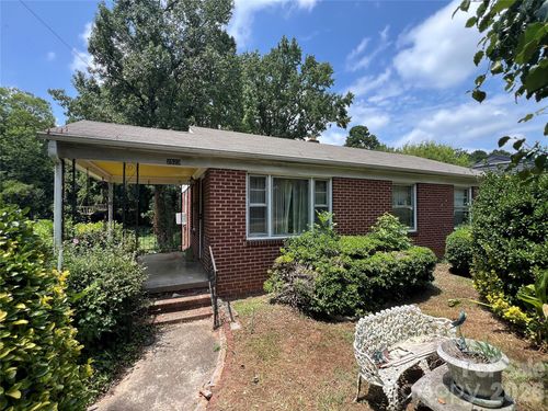 2523 Druid Hills Way, Charlotte, NC, 28206-2439 | Card Image