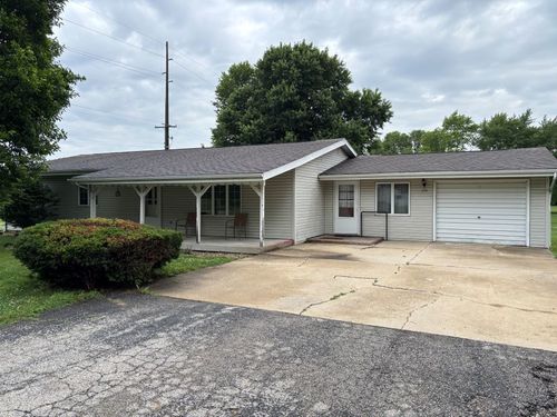 375 W Iroquois Street, Sheldon, IL, 60966 | Card Image