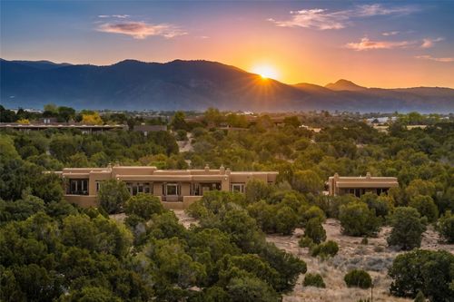 13 Cloudview Ct, Santa Fe, NM, 87506-8261 | Card Image