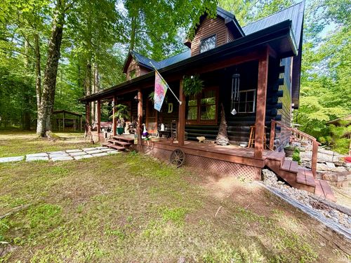8 Spice Valley Ct, Mitchell, IN, 47446-9465 | Card Image