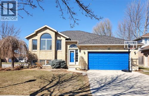 147 Garden Path, Chatham, ON, N7L5M3 | Card Image