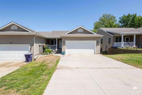 107 Wildcat Way, Saint George, KS, 66535-9808 | Card Image