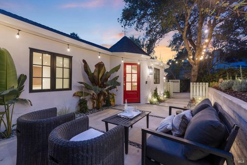 30 Hawthorne Ave, San Anselmo, CA, 94960-1523 | Card Image