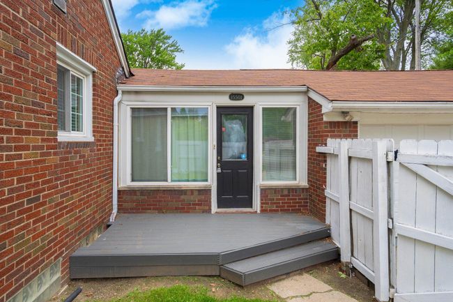 15501 E Jefferson Ave, House other with 3 bedrooms, 3 bathrooms and null parking in Grosse Pointe Park MI | Image 24
