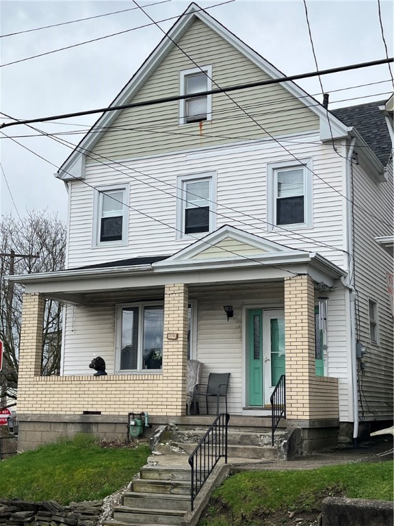 Mayfair St, Mckeesport, PA 15132