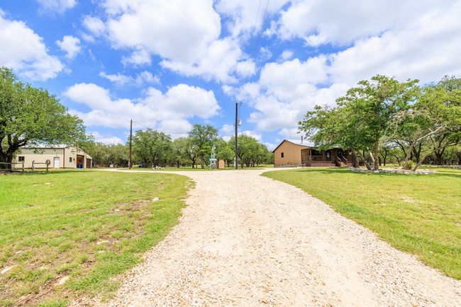 221 Coyote Trl, Home with 2 bedrooms, 2 bathrooms and 2 parking in Harper TX | Image 41