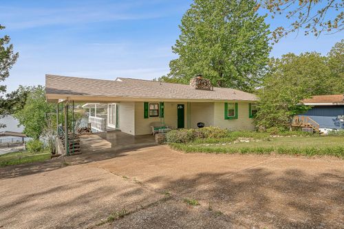 10 Winnebago Cir, Cherokee Village, AR, 72529-4102 | Card Image