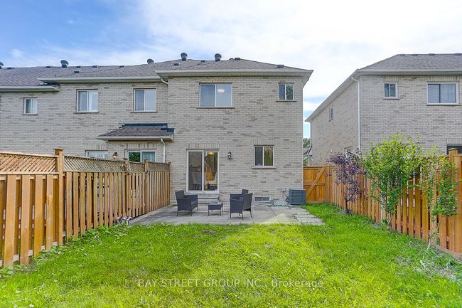 7 Debonair St, House attached with 4 bedrooms, 4 bathrooms and 2 parking in Richmond Hill ON | Image 32