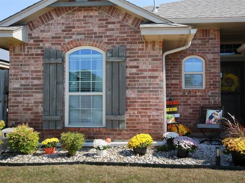 1016 Chestnut Creek Drive, Yukon, OK, 73099 | Card Image