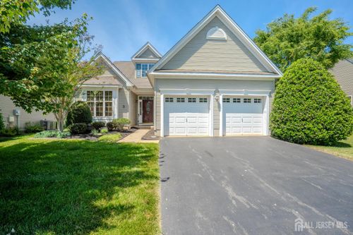 3 Hight Blvd, Hightstown, NJ, 08520-3053 | Card Image