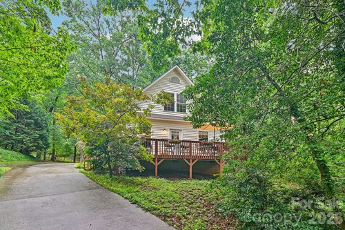 8658 Dog Leg Rd, Sherrills Ford, NC, 28673-7724 | Card Image