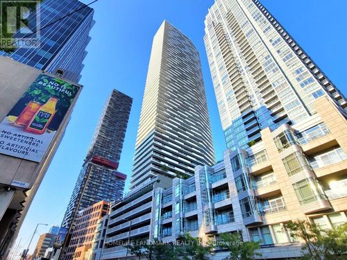 1510-2221 Yonge St, Toronto, ON, M4S0B8 | Card Image