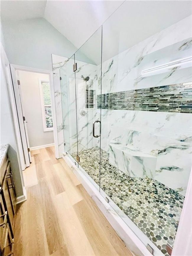 7675 Lanier View Rdg, House other with 3 bedrooms, 2 bathrooms and 2 parking in Cumming GA | Image 28