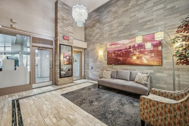Lobby | Image 33
