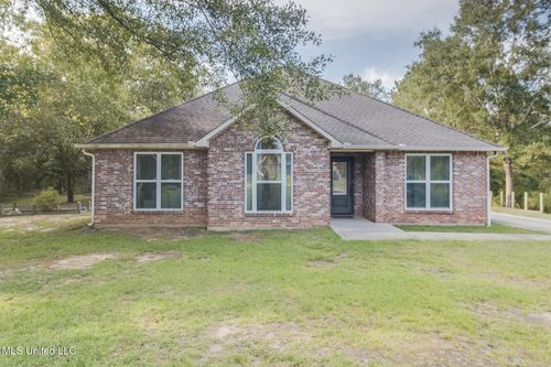 9444 Benesheewah Trl, Pass Christian, MS, 39571-9418 | Card Image