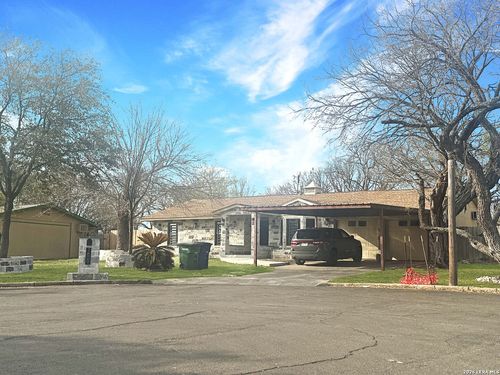 7809 Briargate Dr, San Antonio, TX, 78230-5001 | Card Image