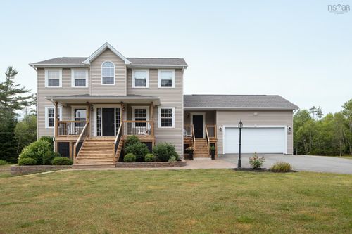 705 Rosemary Drive, Sackville, NS, B4E3N9 | Card Image
