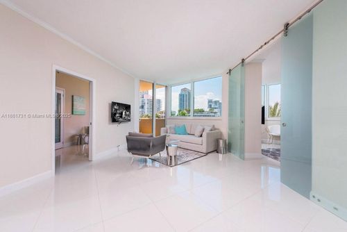 apt-706-300 Pointe Dr, Miami Beach, FL, 33139-7339 | Card Image