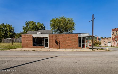 200 9th St, Etowah, TN, 37331-1343 | Card Image