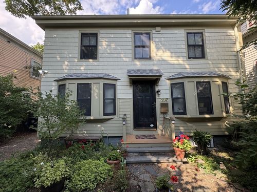 237-239 Mount Auburn St, Cambridge, MA, 02138-4843 | Card Image