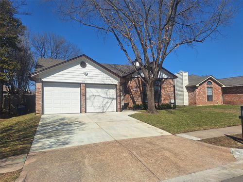 219 Rodeo Dr, Keller, TX, 76248-3120 | Card Image