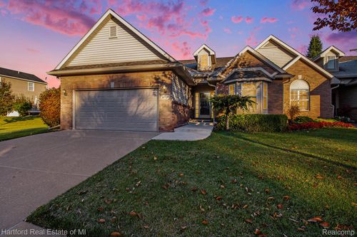 59572 Twin Pines Drive, Lyon Charter Township, MI, 48165 | Card Image