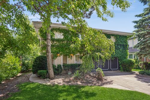 2419 Lake Ave, Wilmette, IL, 60091-1302 | Card Image