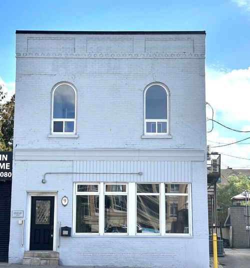 a-9 Wellington St E, Aurora, ON, L4G1H4 | Card Image