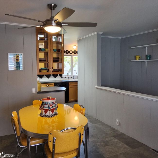 213 E Baker St, Home with 4 bedrooms, 2 bathrooms and 2 parking in Avoca IA | Image 18