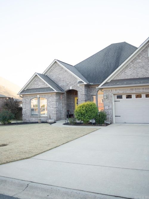 2565 Forest Vw, Conway, AR, 72034-8472 | Card Image