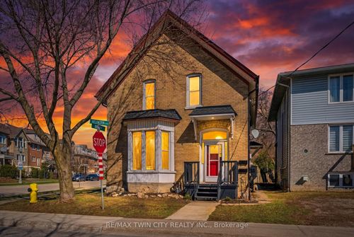 101 Wellington S, Cambridge, ON, N1R3K9 | Card Image