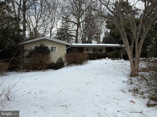 8306 Loring Dr, BETHESDA, MD, 20817-3150 | Card Image