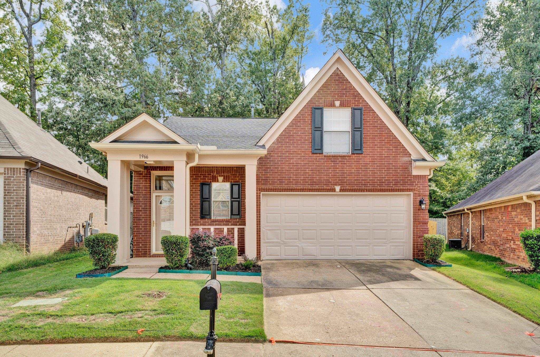 Olive Bark Dr, Memphis, TN 38134