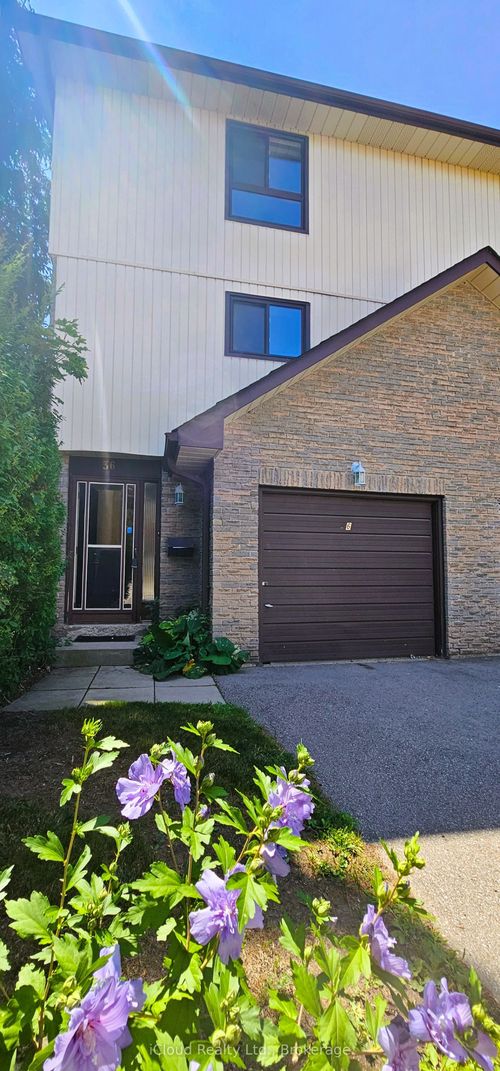 36-36 Dawson Cres, Brampton, ON, L6V3M5 | Card Image