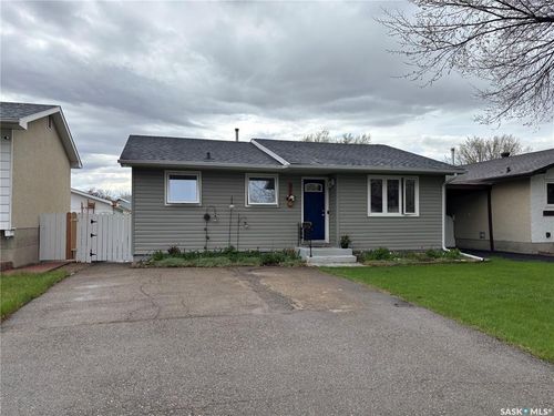 358 Bruce Street, Regina, SK, S4R5H1 | Card Image
