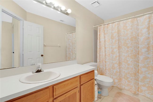 Primary Bathroom | Image 17