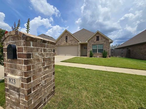 823 Lindsey Ln, Whitehouse, TX, 75791 | Card Image