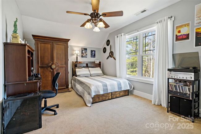 53 Sovereign Ln, House other with 3 bedrooms, 5 bathrooms and null parking in Fairview NC | Image 20