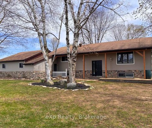 572 Louisa St, Ayton, ON, N0G1C0 | Card Image