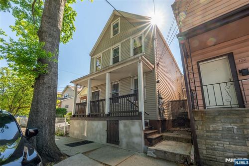 120 Sunset Ave, Newark, NJ, 07106-1937 | Card Image