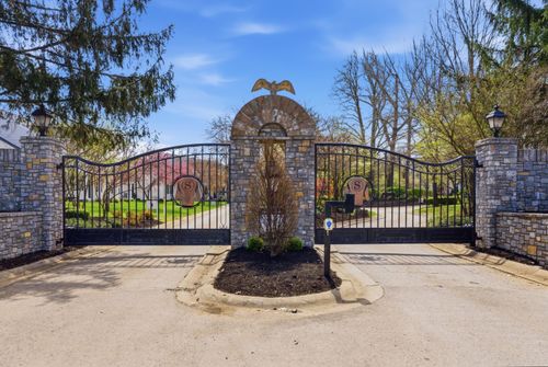 1596 Winners Cir, Lexington, KY, 40513-9013 | Card Image