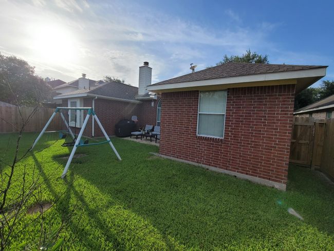 3214 Worthington Dr, House other with 3 bedrooms, 2 bathrooms and 2 parking in Pearland TX | Image 20